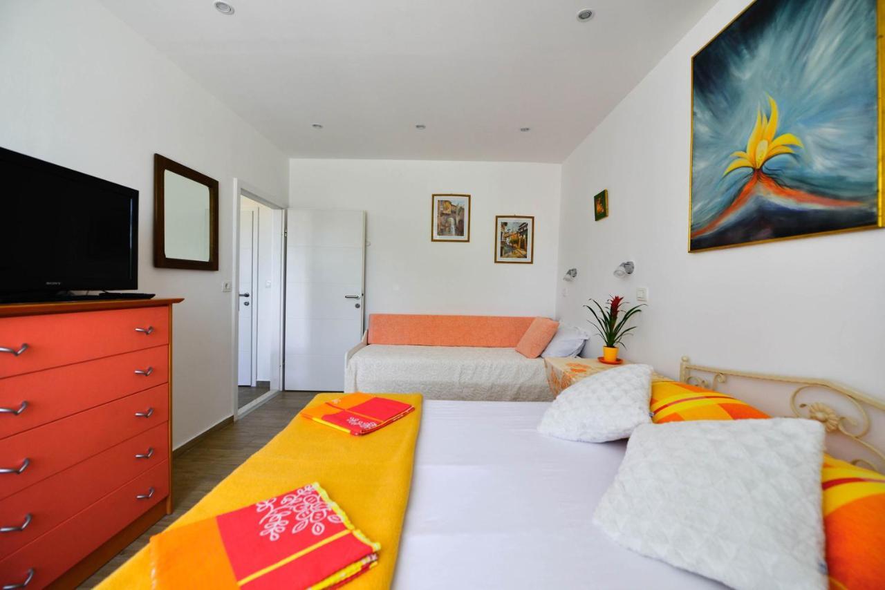 Apartments Bulovic In The Very Center Of Split Exterior foto